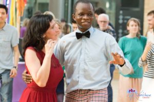 Swing avec Jenn et Miles Cie Méduse Céleste Paris